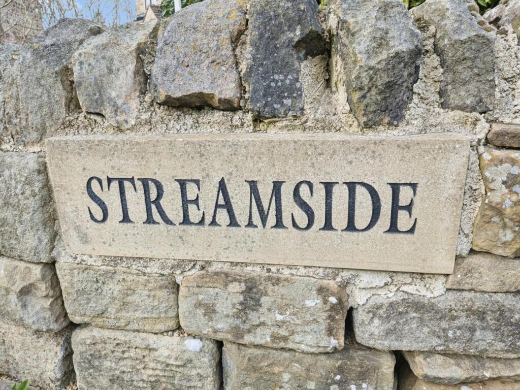 Smithy Lane, Wilsden, Bradford photo 3