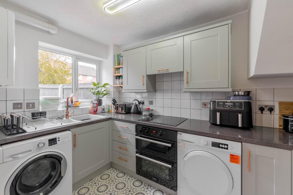 Hudpool, Godmanchester, Huntingdon, Cambridgeshire, PE29 2QR photo 4