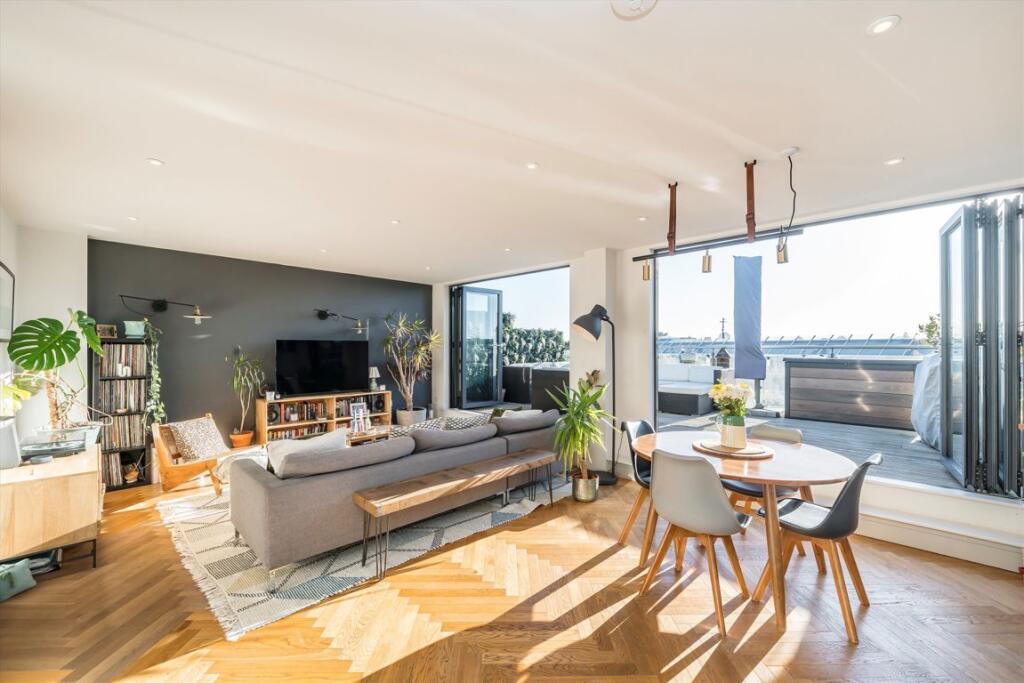 Main image of property: Atalanta Street, London