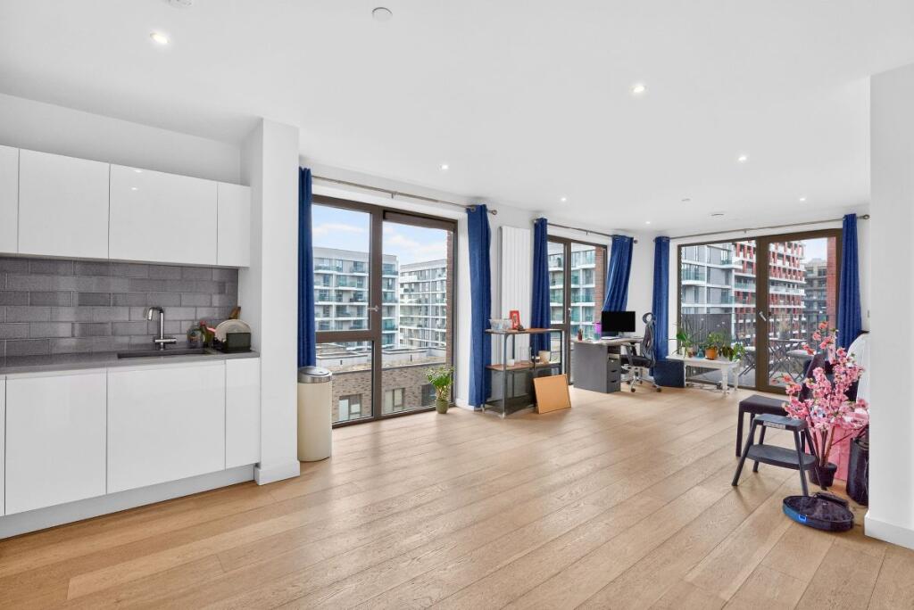 Apartment in London - View 2