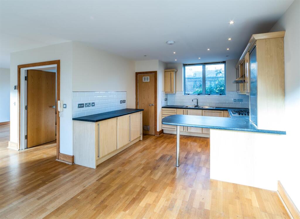 Mapperley Road, Mapperley Park Conservation Area - View 3