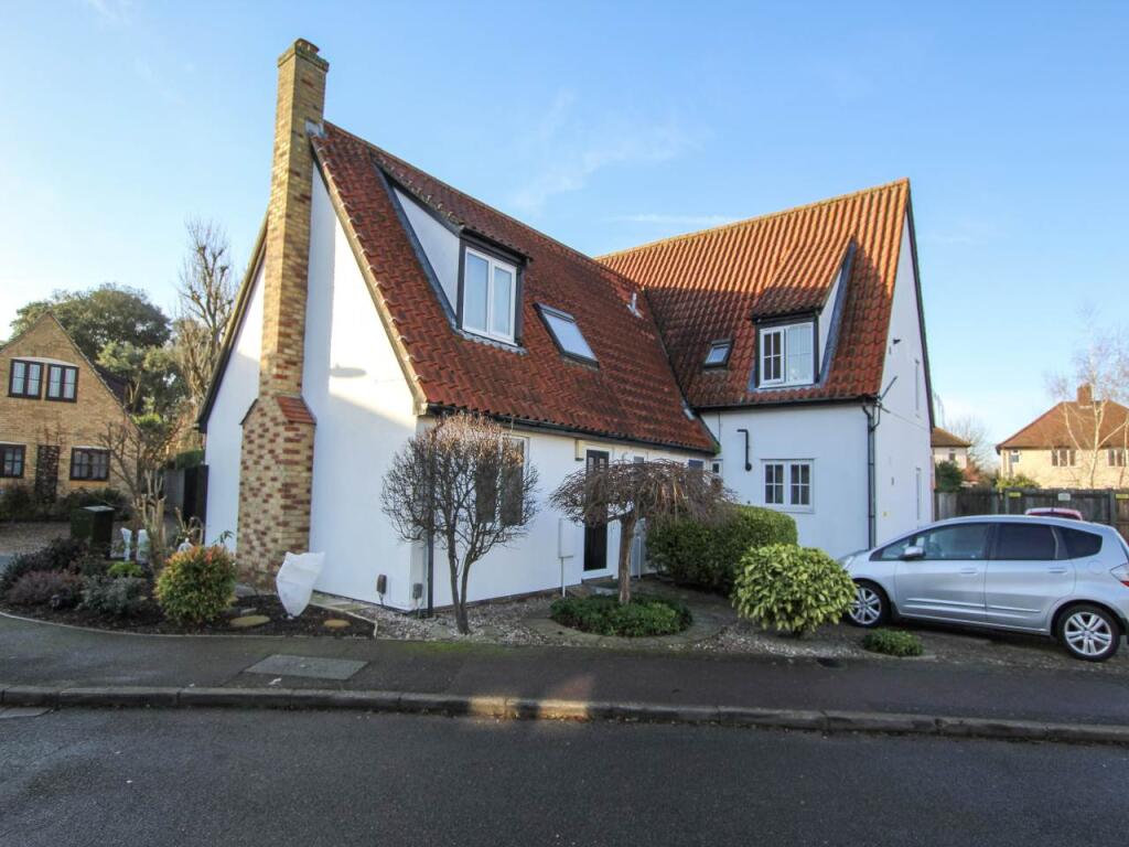 Main image of property: Brook Close, Histon, Cambridge