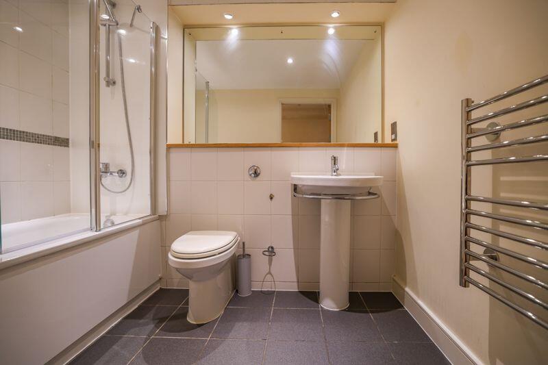Apartment in Bristol, City of Bristol - View 3
