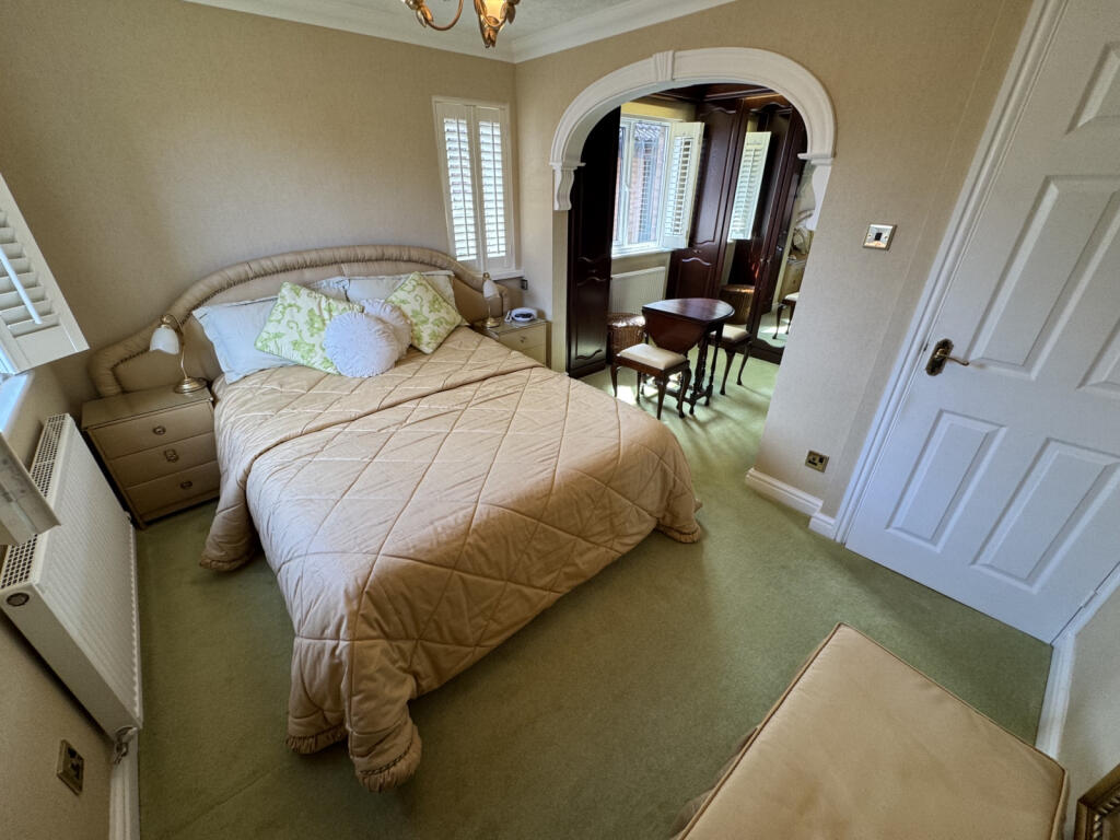 House in Wigan, Thornhill - View 4