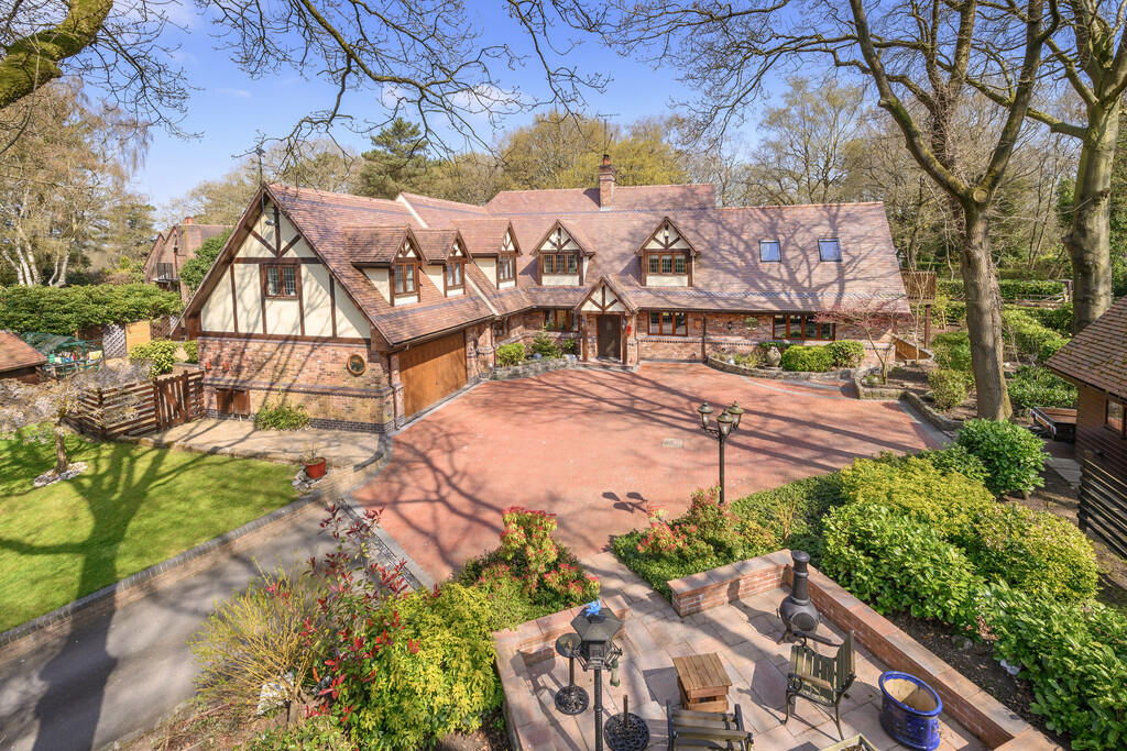 Main image of property: Pinetrees Lane, Ashley Heath