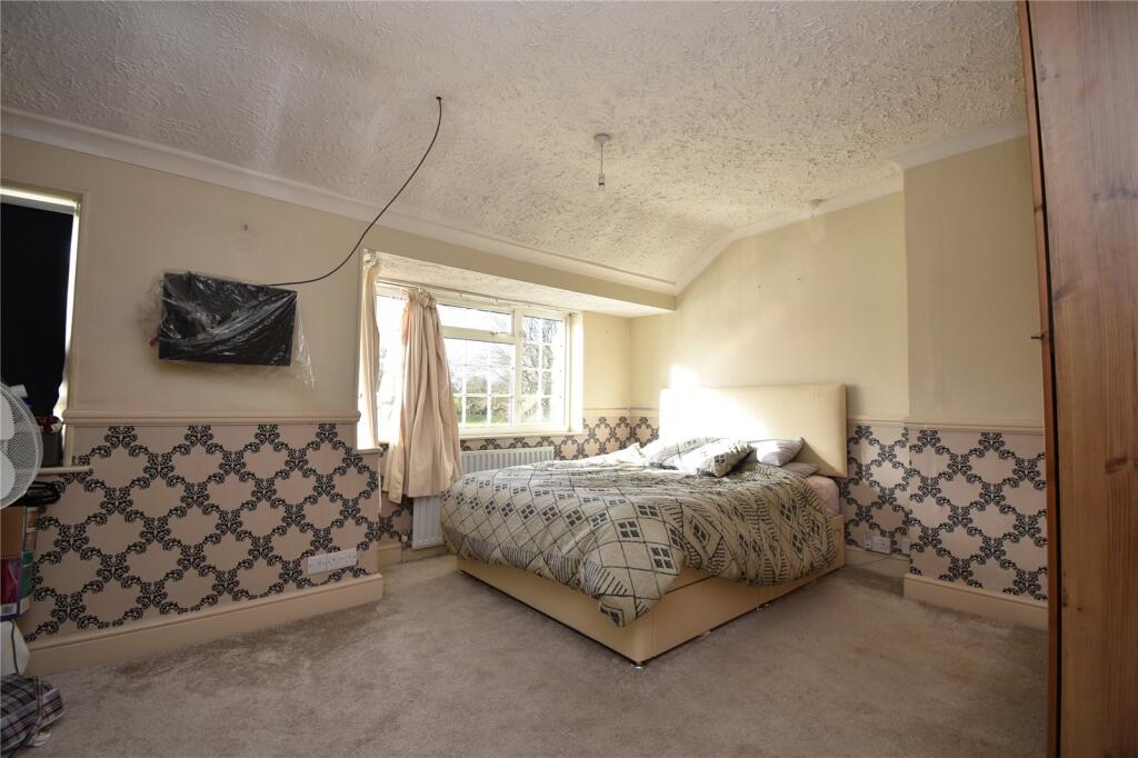 House in Southall - View 5