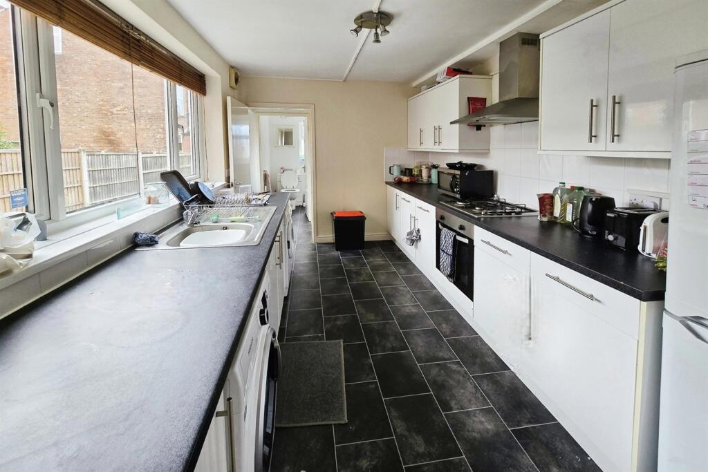 House in Nottingham, Dunkirk - View 3