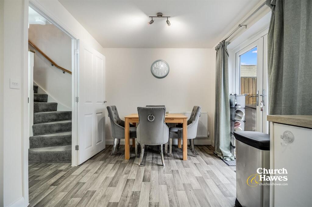 Field Fare Road, Southminster photo 4