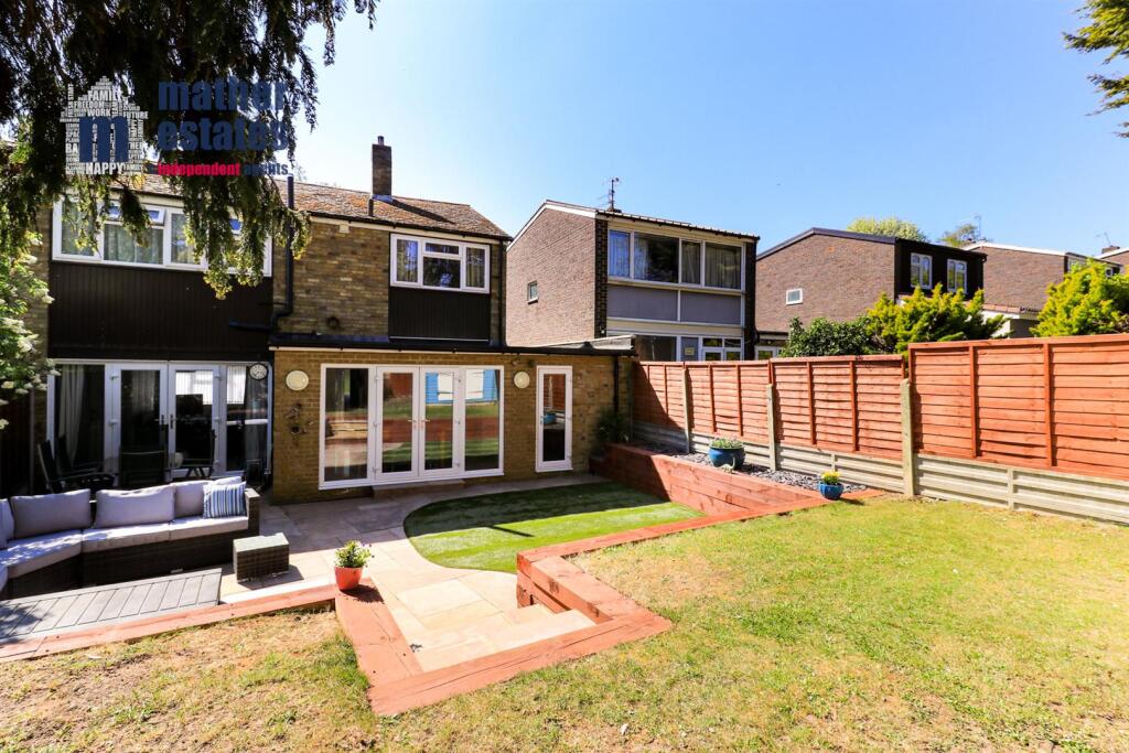 Additional image 32 of Lark Rise, Birds & Trees Area, Hatfield
