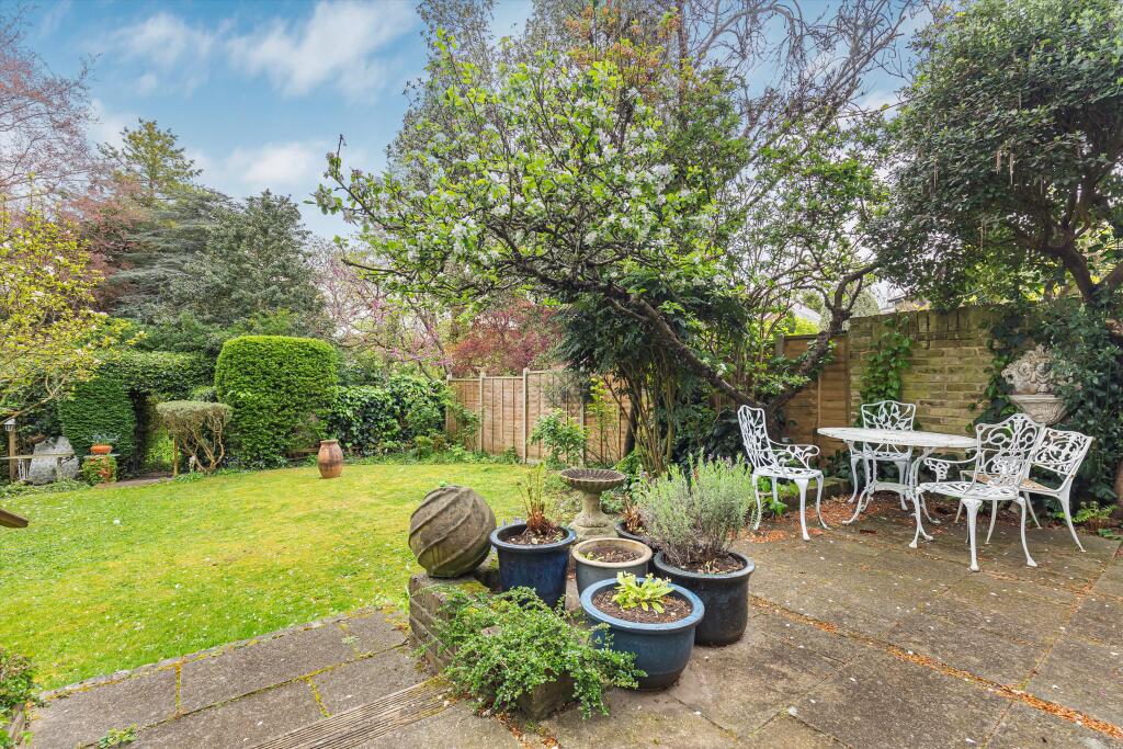 Ailsa Road, Twickenham TW1 photo 4