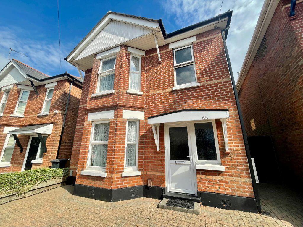 Student Five Bedrooms, Winton-P00112