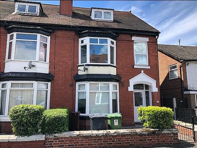 Main image of property: Balfour Crescent, 2nd Floor Flat, Wolverhampton,WV6 0BJ