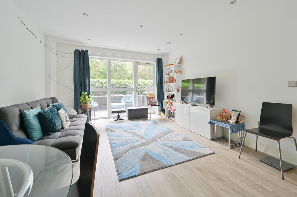 Apartment in London - View 4