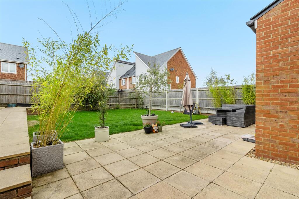 House in Wealden, Polegate - View 4