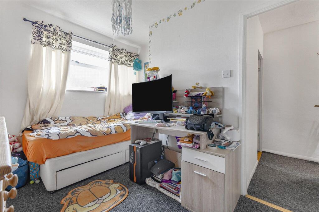 House in Orpington, Leesons, St Paul's Cray - More