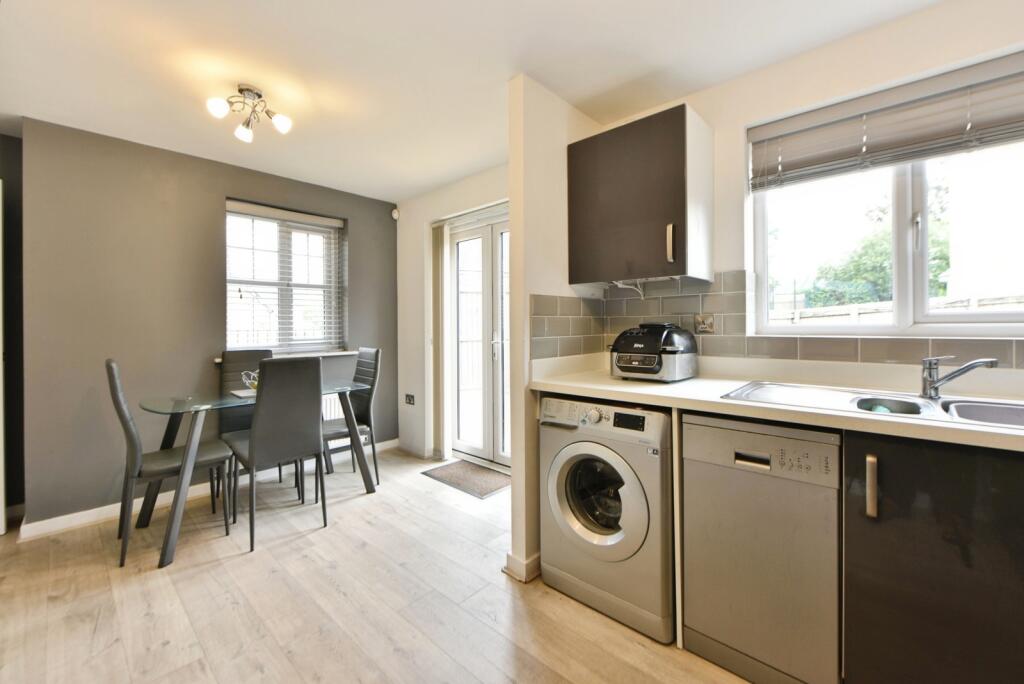 House in Burnley, Rose Grove - View 6