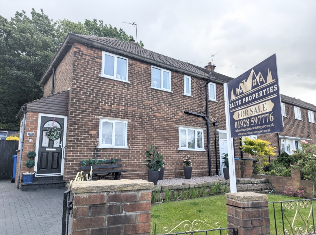 Main image of property: Beaconsfield Road, Runcorn, WA7 4BU