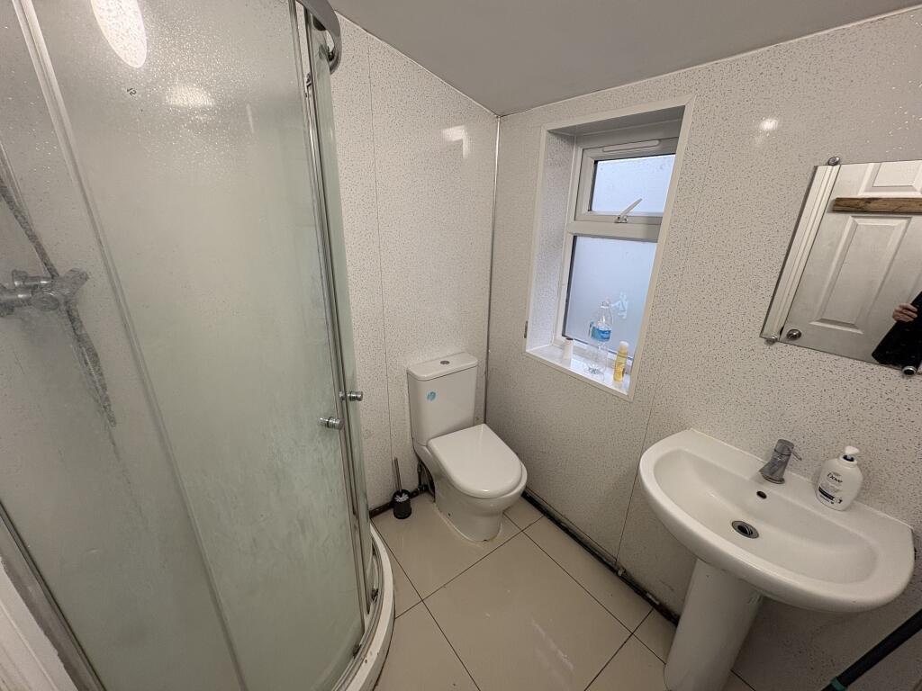 4 bedroom house for rent