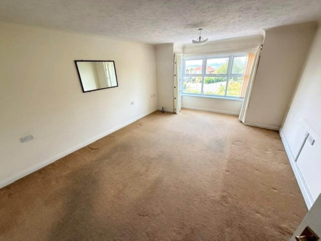 Apartment in East Devon, Exmouth - View 2