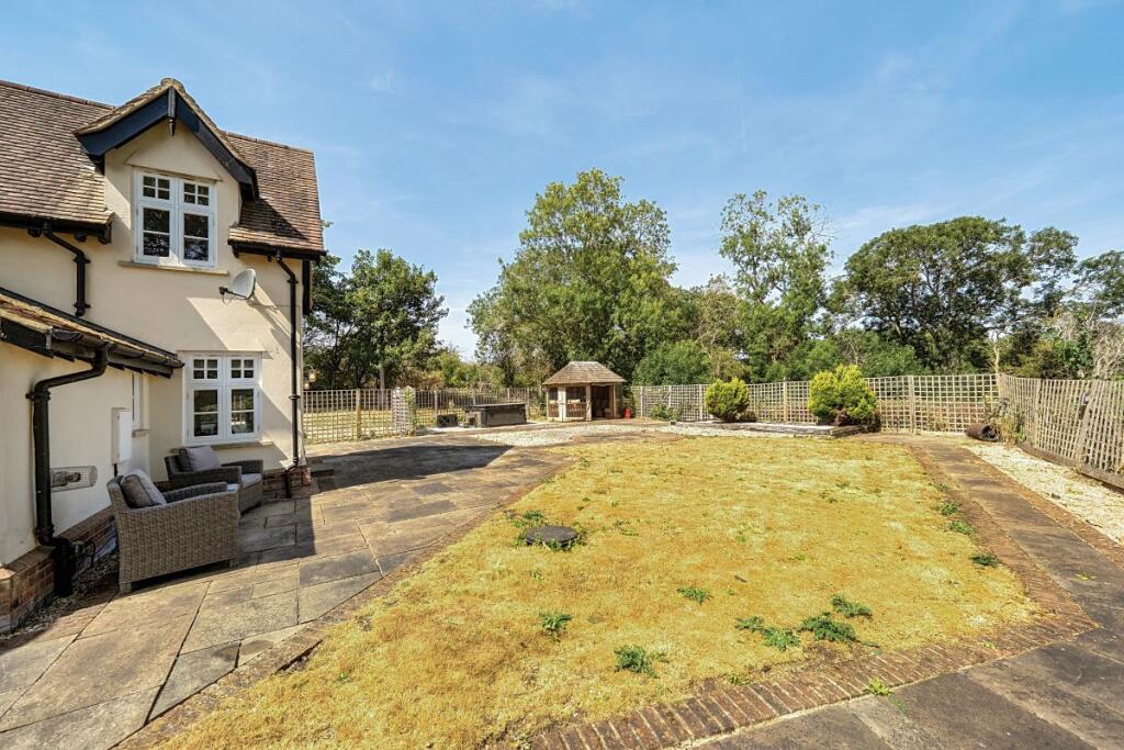 House in Huntingdonshire, Water Newton - View 5