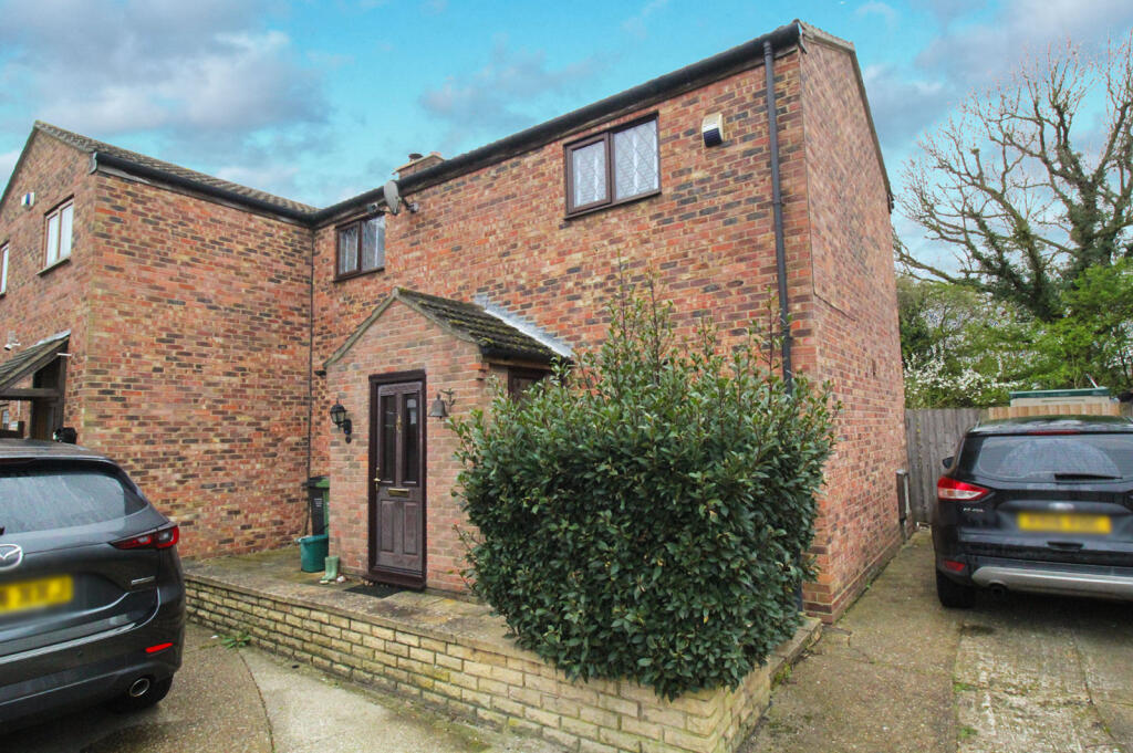 Main image of property: Chalvedon Avenue, Pitsea, Basildon, Essex, SS13