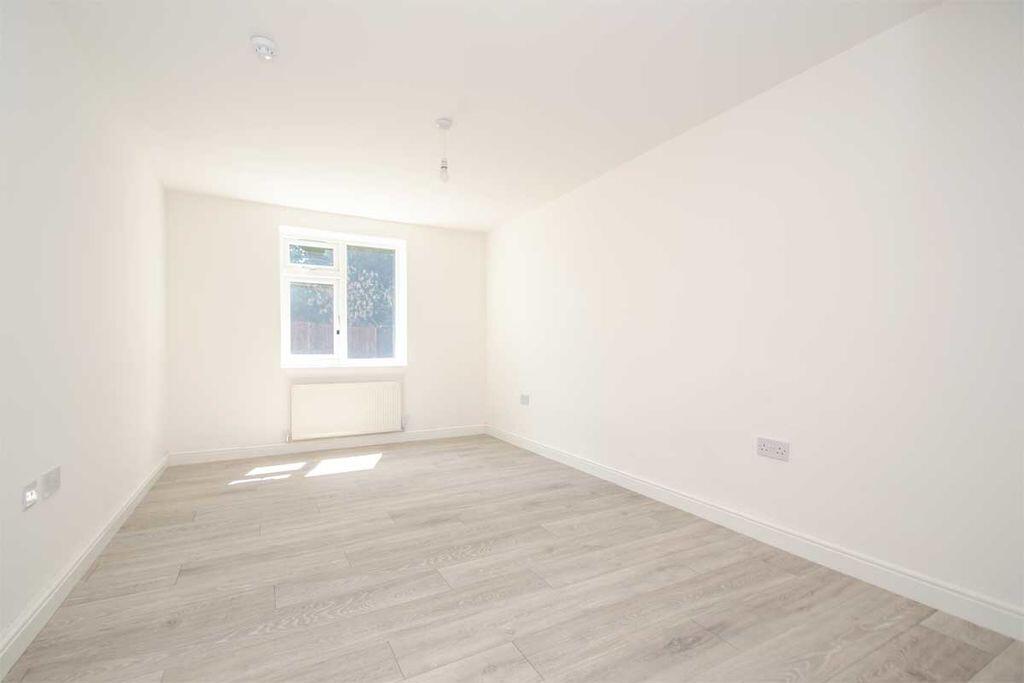 Apartment in Walsall - View 5