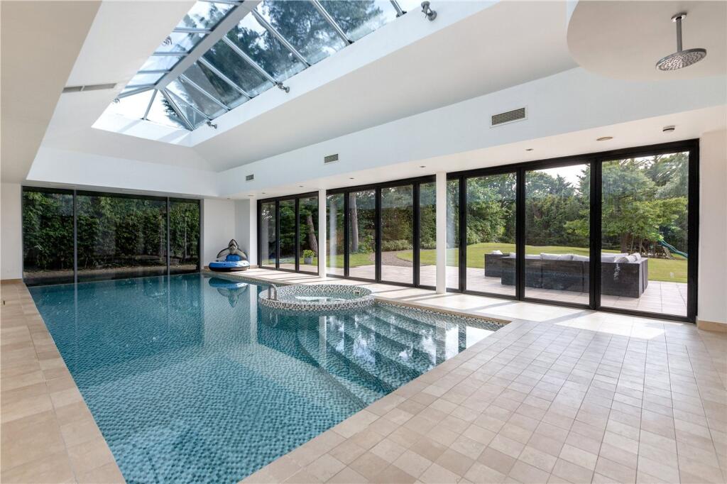 House in Stockton-on-Tees, Nunthorpe - View 3