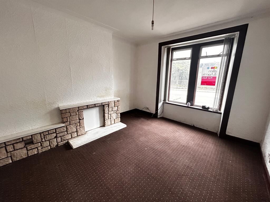 Apartment in Kilmarnock, North Ayrshire - View 2