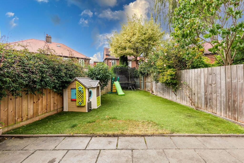 House in Newcastle upon Tyne, Tyne and Wear - View 3