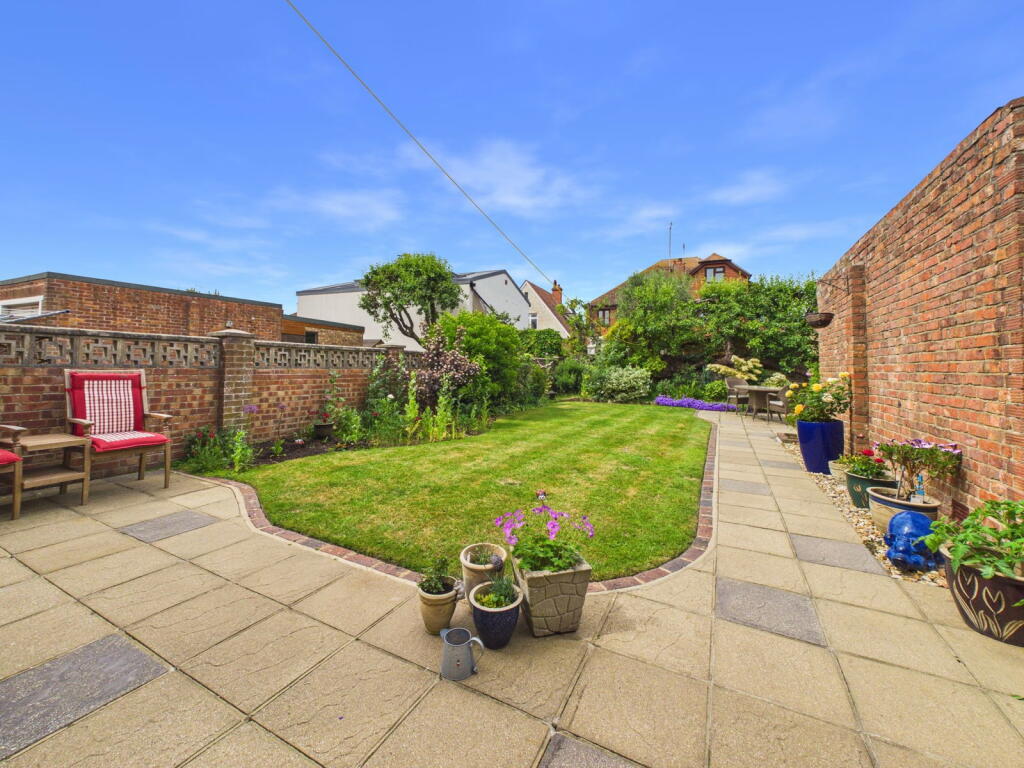 House in Worthing, West Worthing - View 2