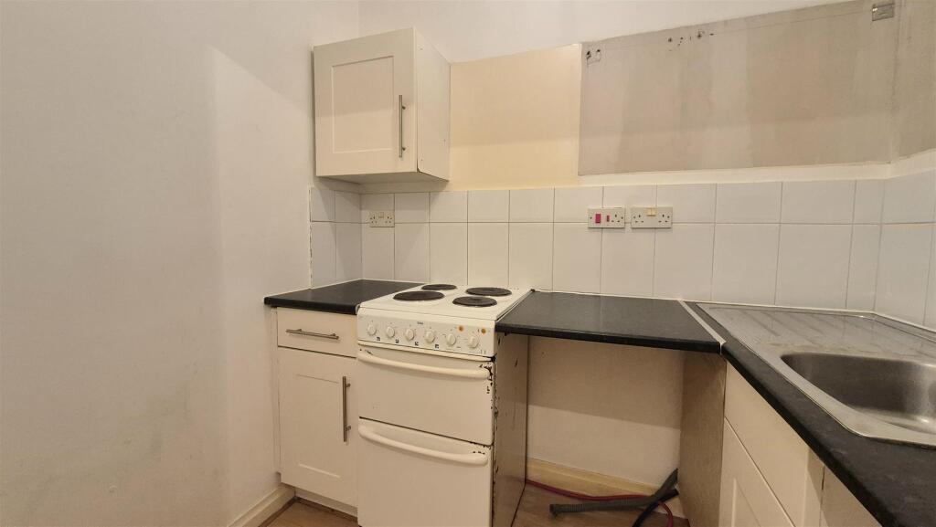 Apartment in Milton Keynes - More