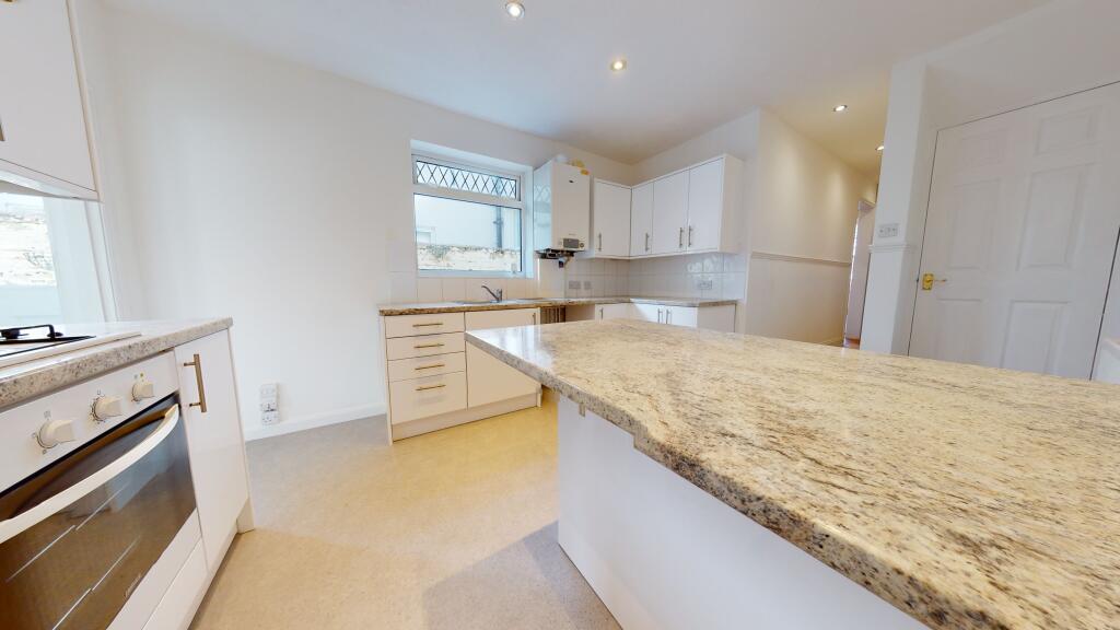 Apartment in Brighton - View 4