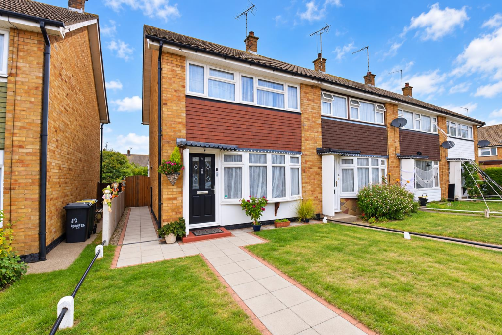 Main image of property: Braxted Close, Rochford