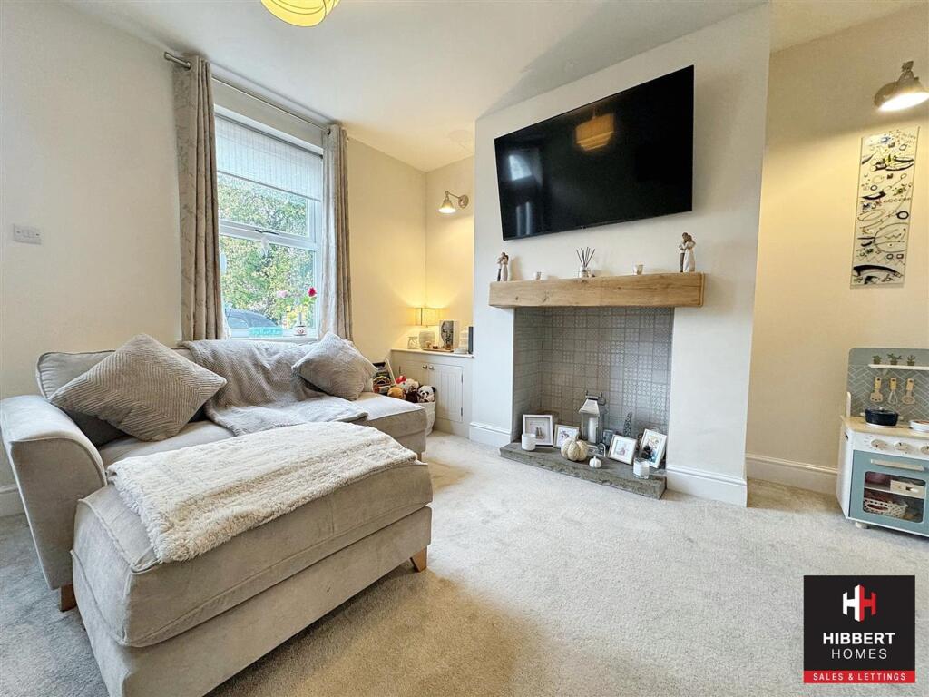 Chester Road, Hazel Grove, SK7 photo 5