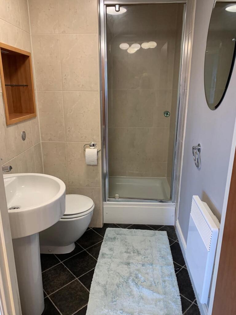 Apartment in Newcastle upon Tyne - View 4