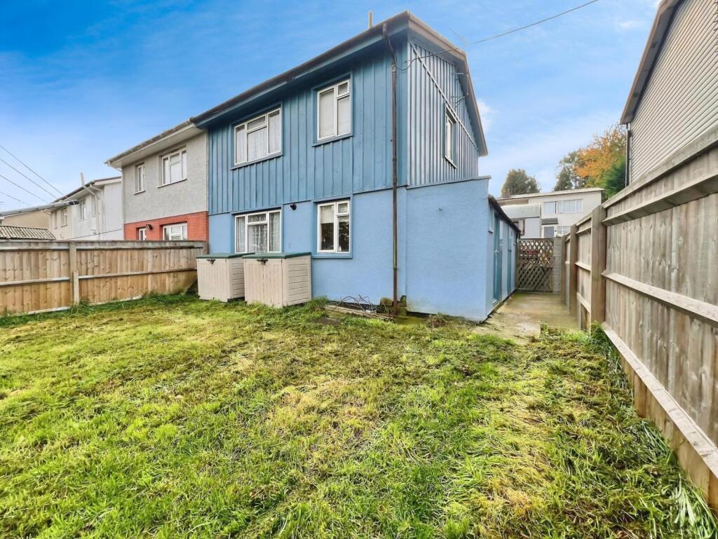 Main image of property: Bassett Road, Headington, Oxford, Oxfordshire, OX3