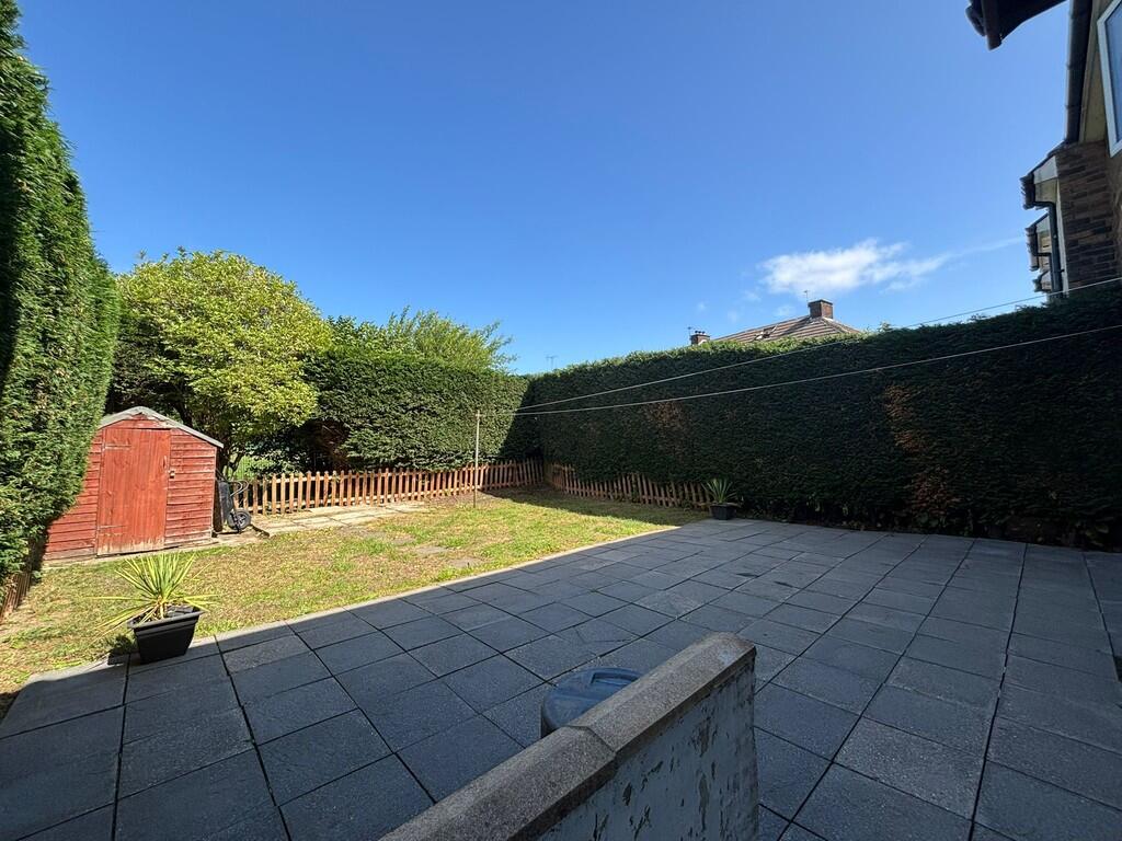 Thornaby Drive, Clayton, Bradford photo 4