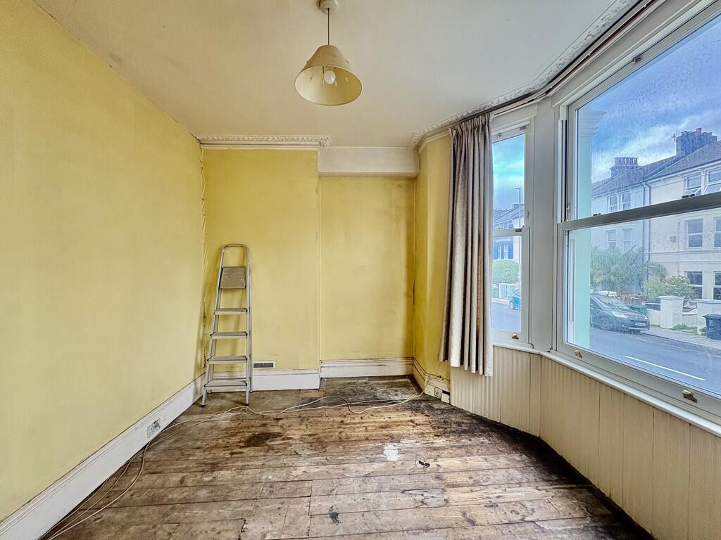 Queens Park Road, Brighton - View 4