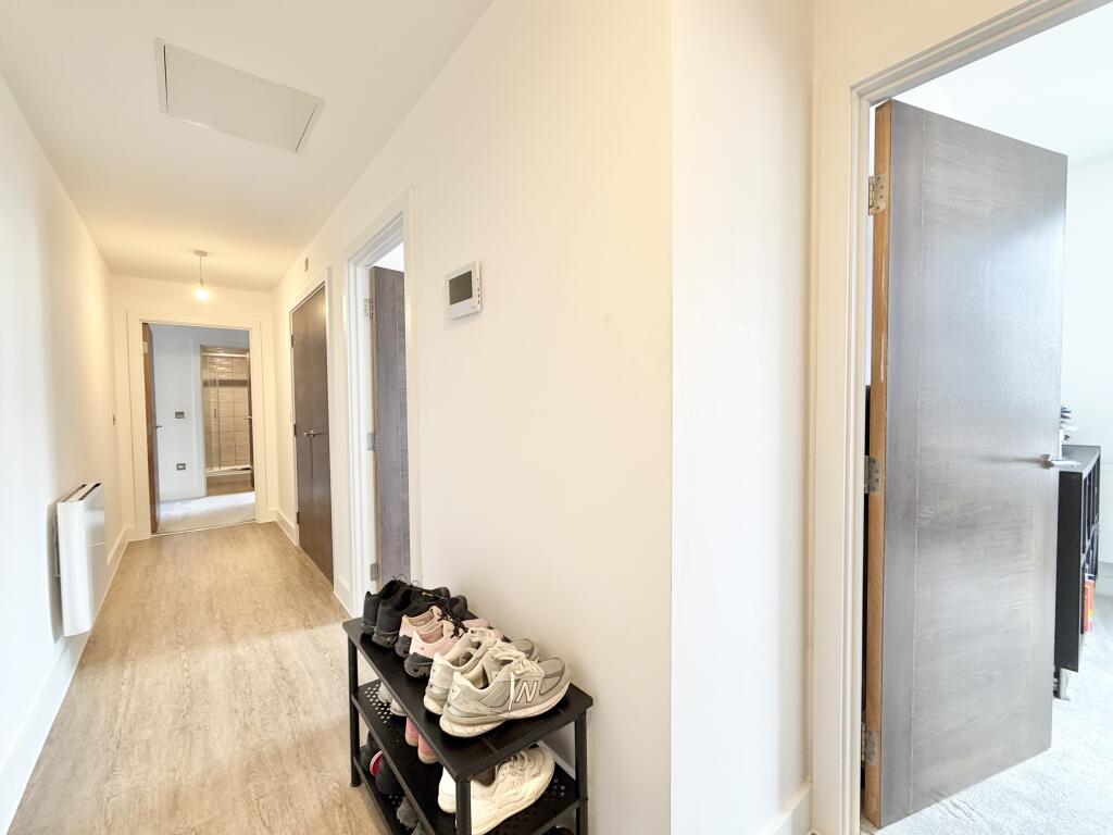 Apartment in Trafford, Greater Manchester - View 4