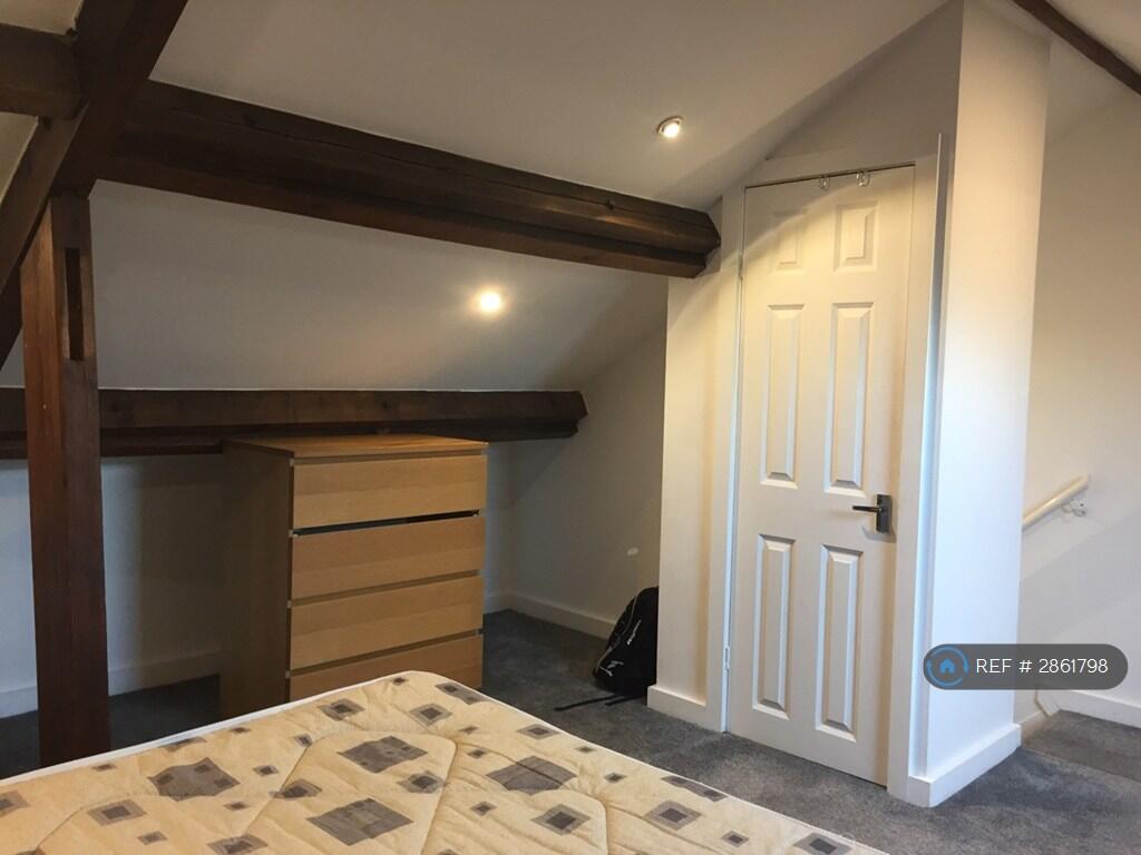 House in Leeds - View 4