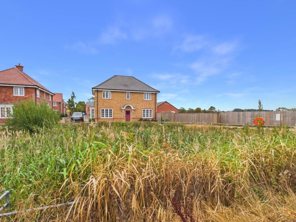 Main image of property: Moorhen Grove, Southam, Warwickshire, CV47