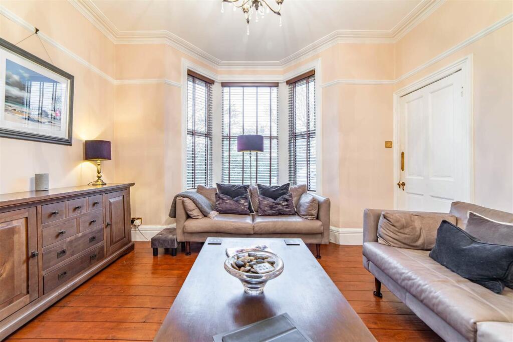 House in Newcastle upon Tyne, South Gosforth - View 5