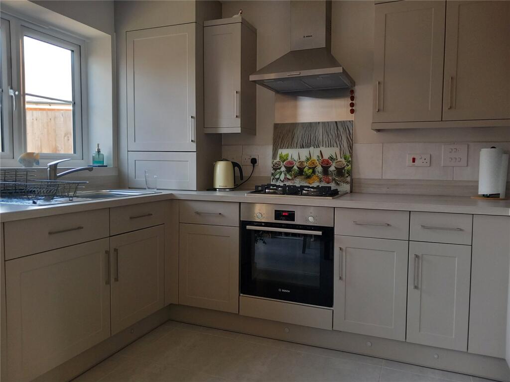 House in Swale, Minster-on-Sea - More