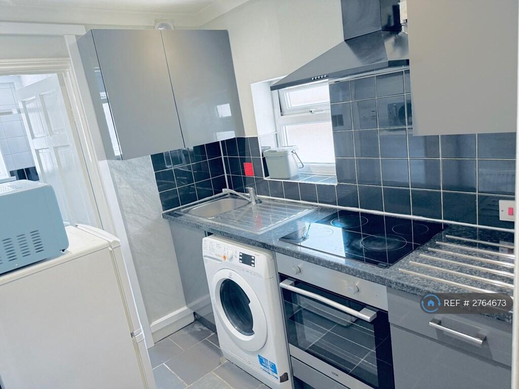 Main image of property: Waylen Street, Reading, RG1