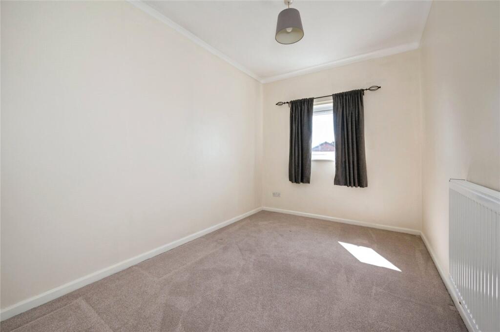 Cobden Avenue, SOUTHAMPTON, Hampshire, SO18 - View 5