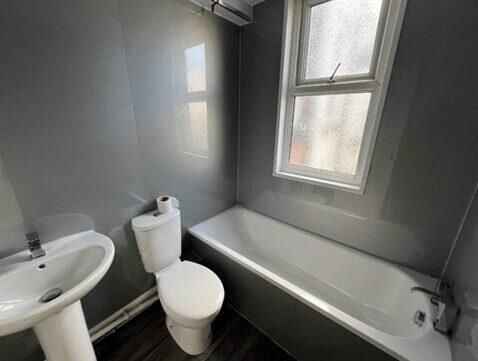 Westbourne Road, Prenton, CH43 4TQ - More