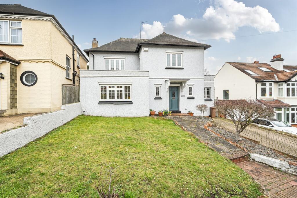 Main image of property: Birdhurst Avenue, CR2