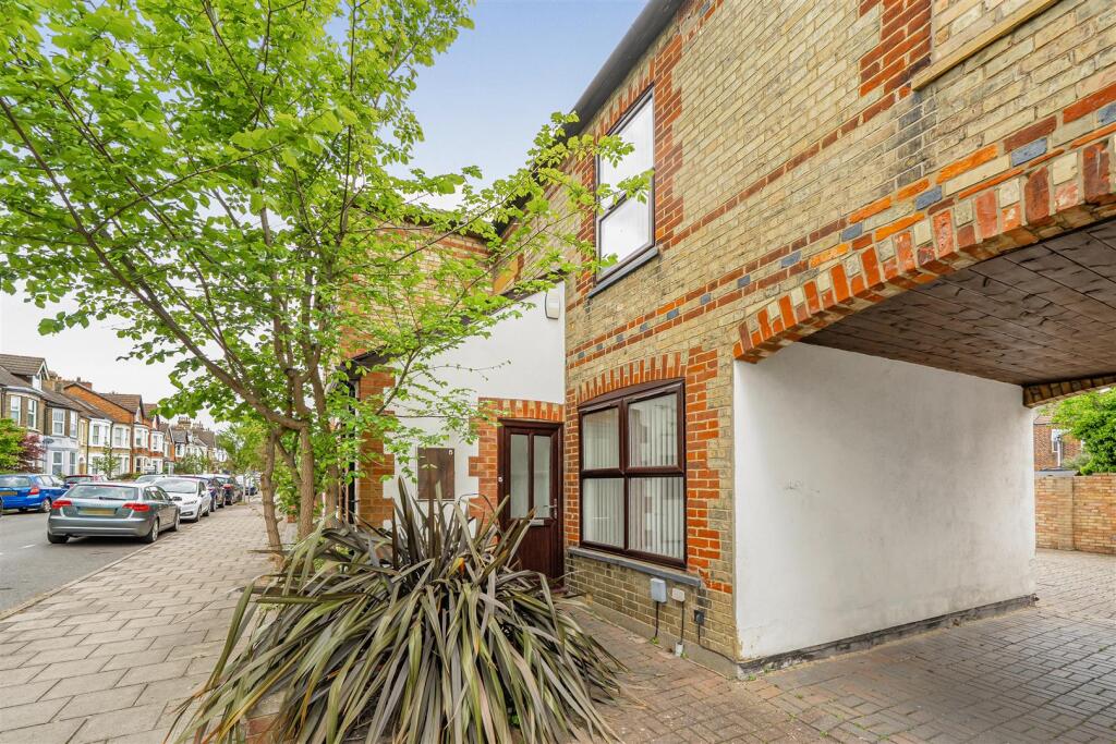 Main image of property: Clarendon Street, Bedford