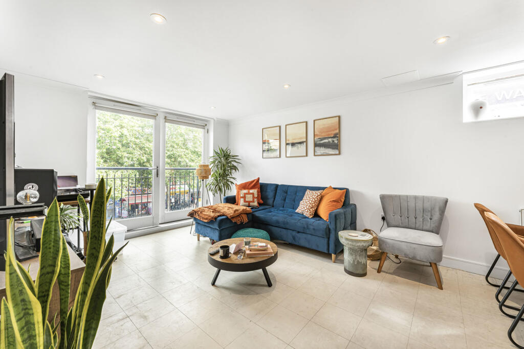 Main image of property: Kingsland Road, London, E8