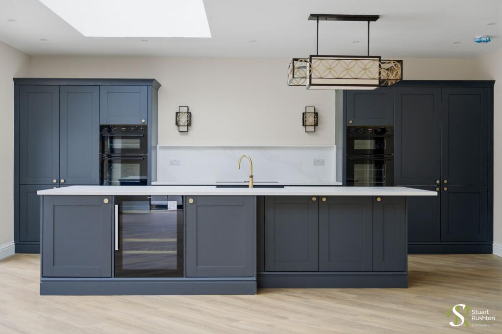 Carrwood Road, Wilmslow, SK9 photo 4